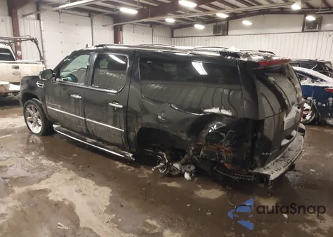 2007 Cadillac Escalade Esv Standard z USA, uszkodzony, nr VIN 1GYFK66807R238256